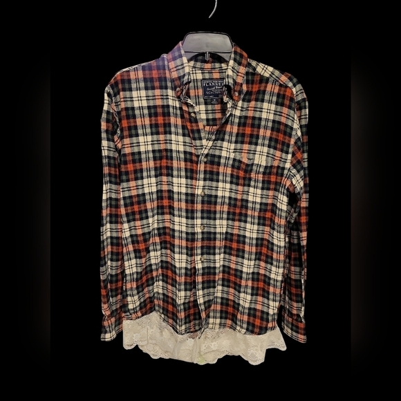 Cactus Flannel Plaid Med L/S front pocket, lace hem - Picture 12 of 15